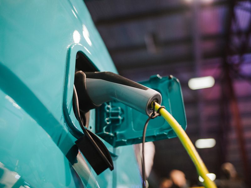 Make Electric Vans A Part of Your Business Fleet